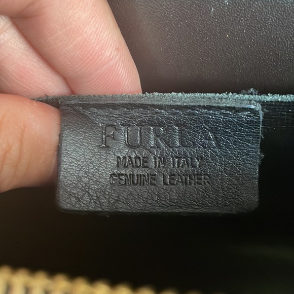 SOLD‼️‼️Authentic FURLA Two-face Crossbody Bag🖤 - Picture 13 of 17